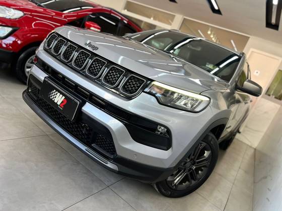 JEEP COMPASS 1.3 T270 TURBO FLEX LONGITUDE AT6 JEEP COMPASS 1.3 T270 TURBO FLEX LONGITUDE AT6